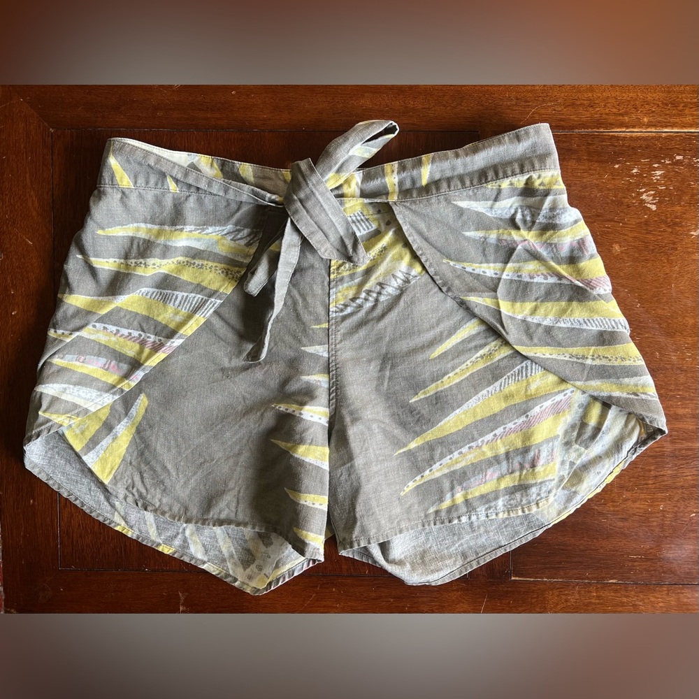 Patagonia Women’s Shorts Size Medium
